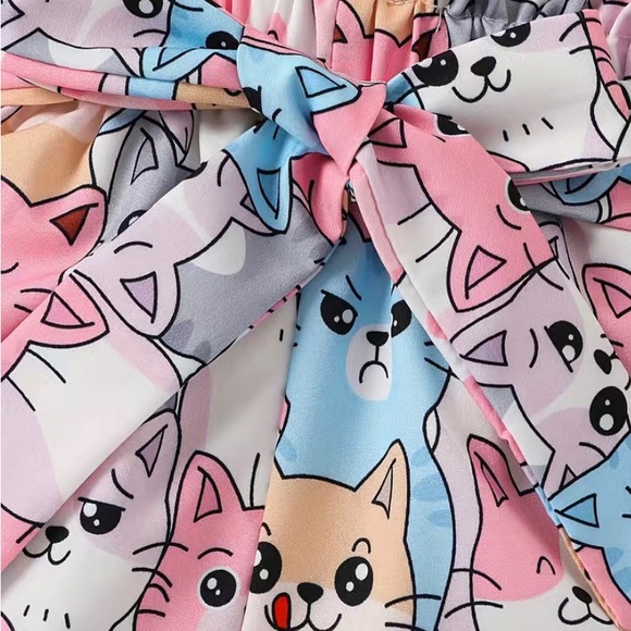 Toddlers 2 Piece Short Set with Cute Cat Cartoon Graphics - Picture 6 of 8